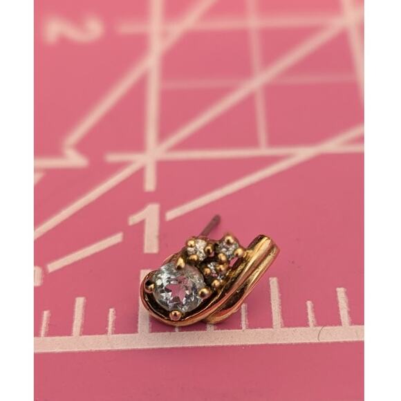 Vintage Unmarked Gold Tone Blue Topaz Rhinestone Post Earrings - Picture 2 of 5